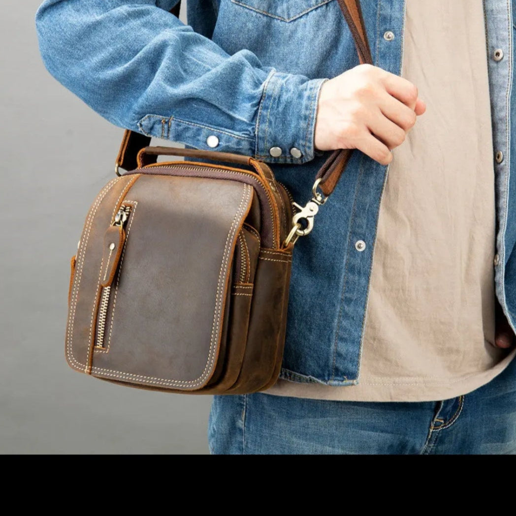 Kleine Ledertasche für Herren